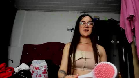 Snapshot of sweet__suck69bitch chatting on 13, 10, 2025 sweet__suck69bitch online show from 13, 10, 2025