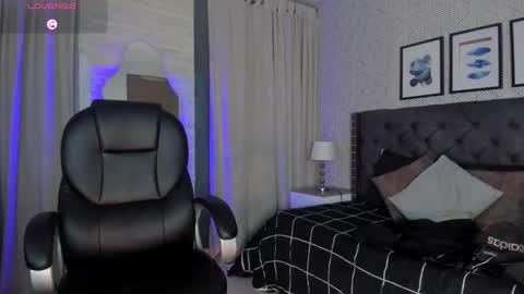 Vanessa online show from 4, 12, 2025