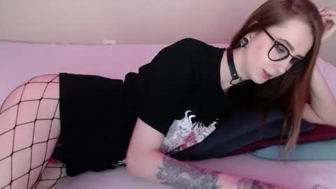 Snapshot of sweet_alica15 chatting on 8, 11, 2025 Alice online show from 8, 11, 2025