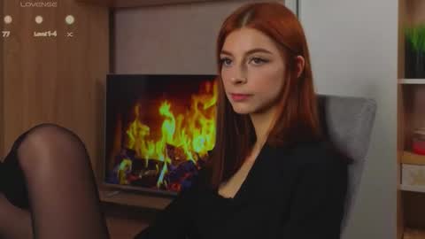 Snapshot of sweet_alt chatting on 9, 9, 2025 Flora online show from 9, 9, 2025