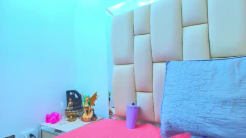 Snapshot of sweet_amye chatting on 21, 10, 2025 Amye online show from 21, 10, 2025