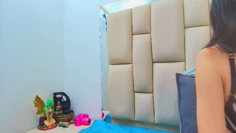 Snapshot of sweet_amye chatting on 11, 11, 2025 Amye online show from 11, 11, 2025