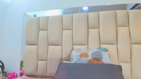 Snapshot of sweet_amye chatting on 25, 11, 2025 Amye online show from 25, 11, 2025