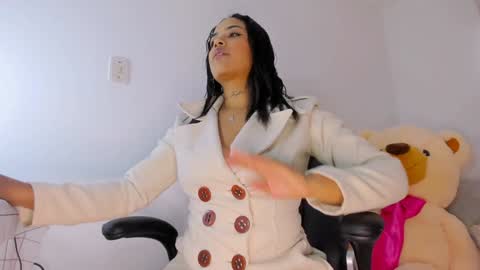 Snapshot of sweet_angel2001 chatting on 10, 12, 2024 Stephanie online show from 10, 12, 2024
