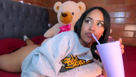 Snapshot of sweet_angel2001 chatting on 31, 1, 2025 Stephanie online show from 31, 1, 2025
