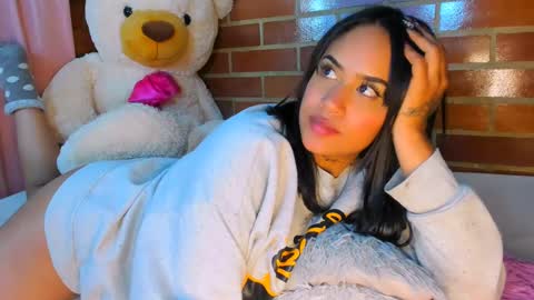 Snapshot of sweet_angel2001 chatting on 9, 3, 2025 Stephanie online show from 9, 3, 2025