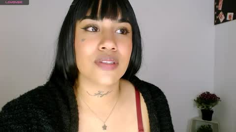 Stephanie online show from 25, 10, 2025