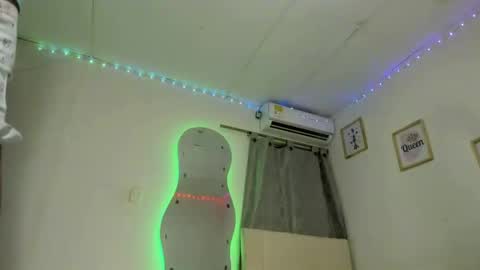 Snapshot of sweet_angelicaxxx chatting on 6, 10, 2025 sweet_angelicaxxx online show from 6, 10, 2025