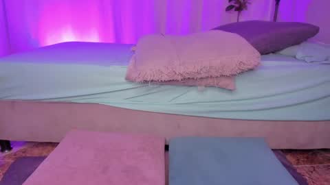 Chelsy  online show from 10, 12, 2024