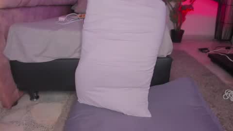 Chelsy  online show from 17, 4, 2026