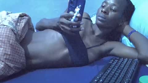 Snapshot of sweet_candie01 chatting on 6, 5, 2026 sweet_candie01 online show from 6, 5, 2026