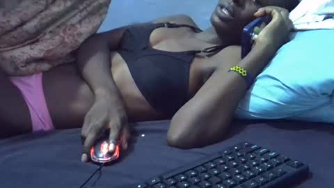 Snapshot of sweet_candie01 chatting on 15, 6, 2026 sweet_candie01 online show from 15, 6, 2026