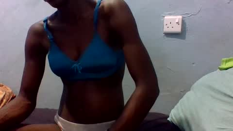 Snapshot of sweet_candie01 chatting on 25, 6, 2026 sweet_candie01 online show from 25, 6, 2026