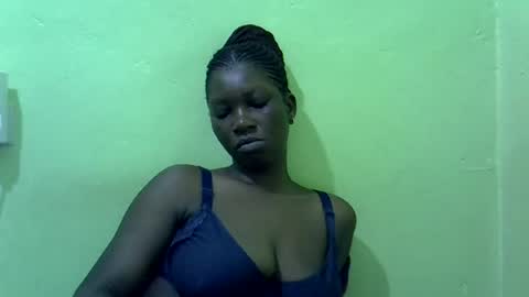 Snapshot of sweet_cherie1 chatting on 12, 6, 2026 sweet_cherie1 online show from 12, 6, 2026