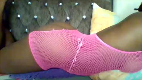 Snapshot of sweet_cherry007 chatting on 12, 10, 2025 sweet_cherry007 online show from 12, 10, 2025
