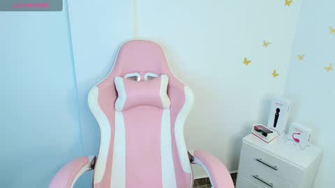 sweet_dania_ online show from 9, 2, 2025