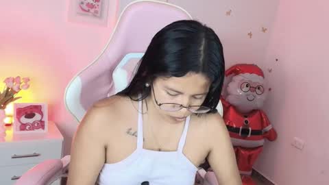sweet_dania_ online show from 2, 3, 2026