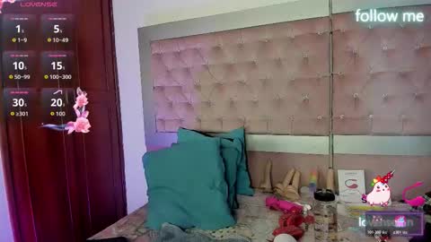  emmili  online show from 25, 3, 2026