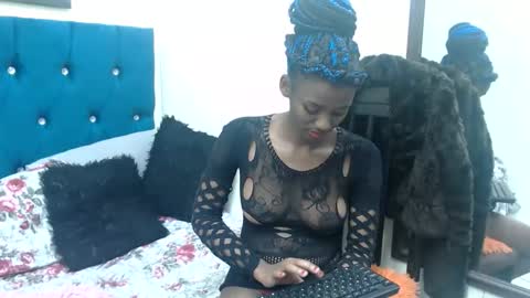 Snapshot of sweet_facexx chatting on 8, 9, 2025 sweet_facexx online show from 8, 9, 2025