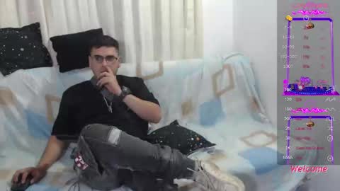 Snapshot of sweet_fantasy_couple chatting on 18, 1, 2025 sweet_fantasy_couple online show from 18, 1, 2025