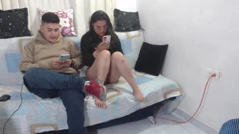 Snapshot of sweet_fantasy_couple chatting on 22, 1, 2025 sweet_fantasy_couple online show from 22, 1, 2025