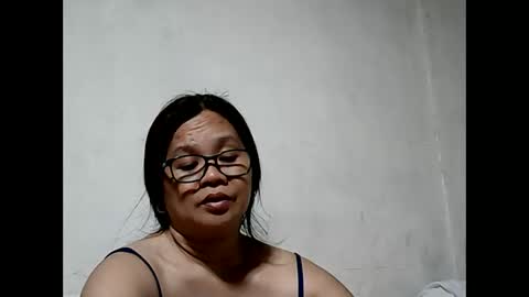 Snapshot of sweet_faye05 chatting on 13, 10, 2025 sweet_faye05 online show from 13, 10, 2025