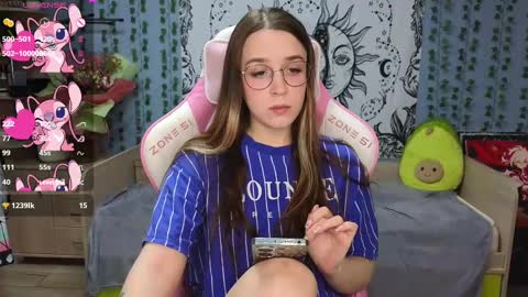 Snapshot of sweet_frosty chatting on 13, 2, 2025 Alice online show from 13, 2, 2025