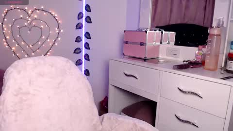 Hannah online show from 12, 3, 2026