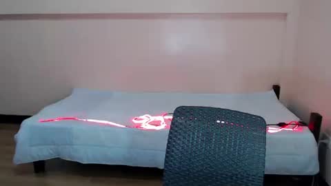 sophia daisy  online show from 25, 9, 2025