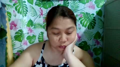 sweet_kayley online show from 4, 1, 2025