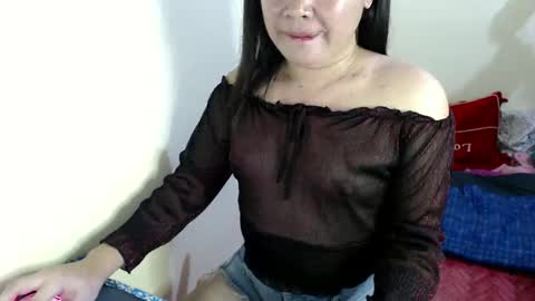 Nicahhh online show from 2, 2, 2025