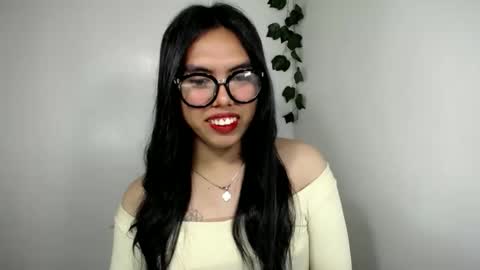 sweet_kyline69 online show from 21, 11, 2025