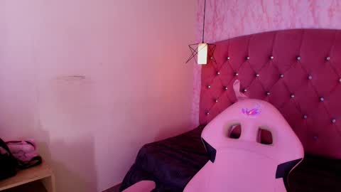 Camila online show from 17, 9, 2025