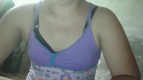 sweet_lily0613 online show from 7, 2, 2025