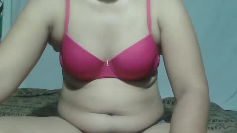 sweet_lily0613 online show from 3, 3, 2025