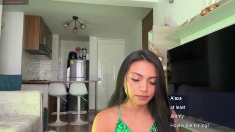 Snapshot of sweet_littleee chatting on 17, 12, 2025 free private online show from 17, 12, 2025