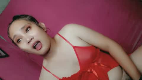 SWEET LOVE online show from 2, 1, 2025