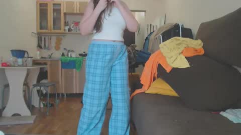 Snapshot of sweet_martinique chatting on 12, 10, 2025 TexasPAWG101 online show from 12, 10, 2025