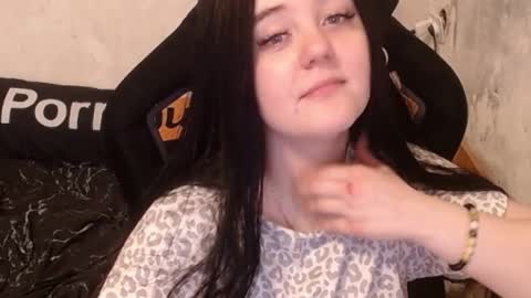 sweet_my_dream online show from 13, 10, 2025