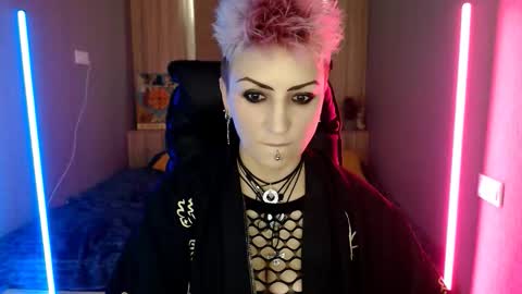 sweet_n_strong online show from 8, 1, 2026