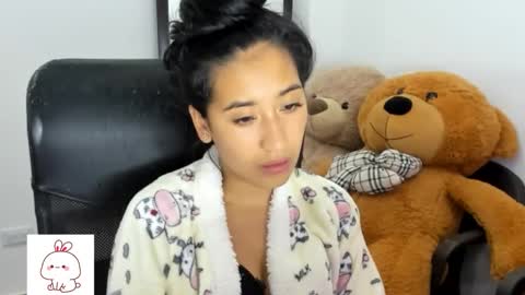 Nhaomy online show from 10, 9, 2025