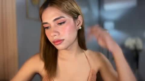 sweet_nikki03 online show from 28, 7, 2026