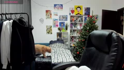 kira online show from 12, 4, 2026