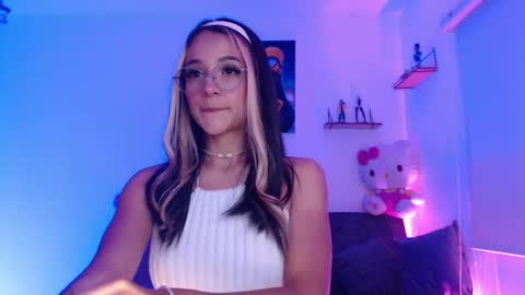 Penny  online show from 12, 11, 2025