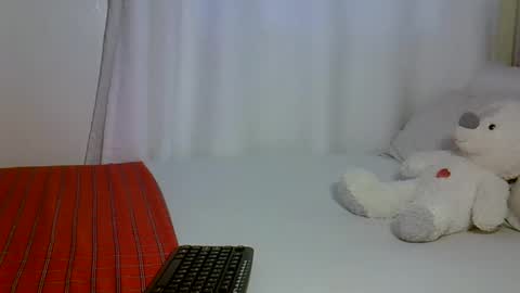 Snapshot of sweet_pookiie chatting on 21, 10, 2025 Ari online show from 21, 10, 2025