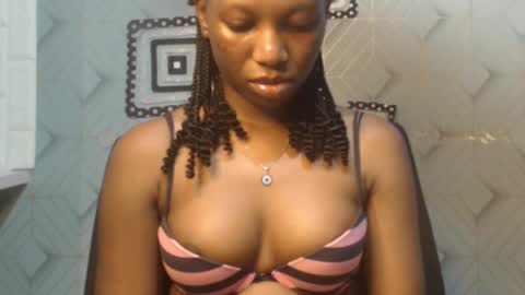 Snapshot of sweet_puna chatting on 12, 2, 2025 Nancy online show from 12, 2, 2025