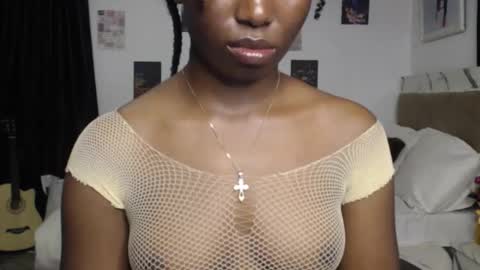 Snapshot of sweet_puna chatting on 11, 11, 2025 Nancy online show from 11, 11, 2025