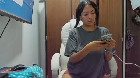 Snapshot of sweet_robyn chatting on 7, 1, 2025 sweet_robyn online show from 7, 1, 2025