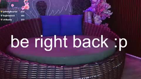 Snapshot of sweet_roxanee chatting on 22, 7, 2026 Roxanee online show from 22, 7, 2026