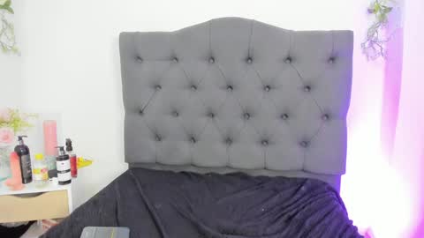 Sammy Lauren online show from 31, 12, 2024